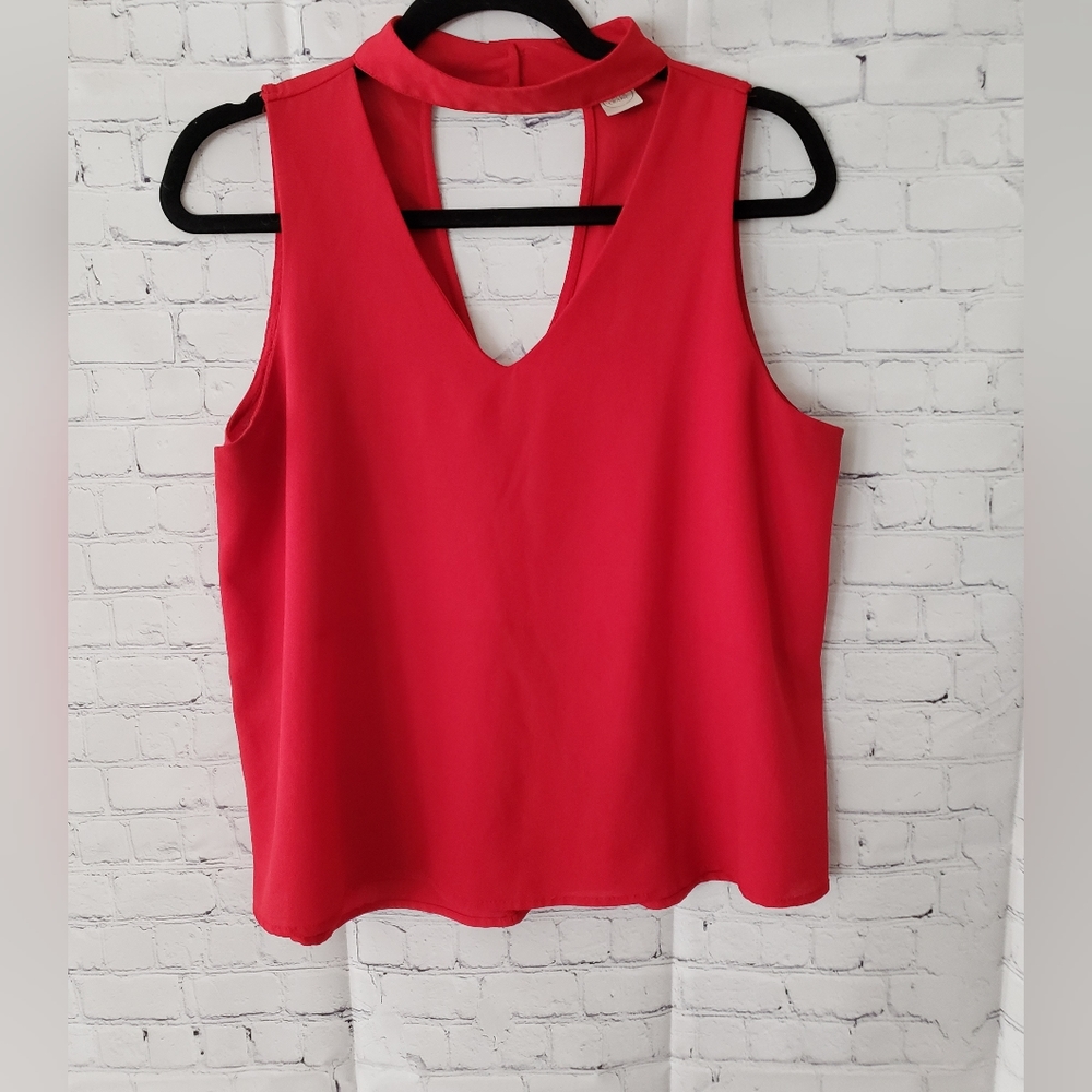 Choker style top